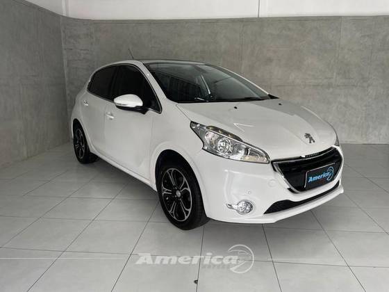 PEUGEOT 208 1.6 GRIFFE 16V FLEX 4P AUTOMÁTICO PEUGEOT 208 1.6 GRIFFE 16V FLEX 4P AUTOMÁTICO